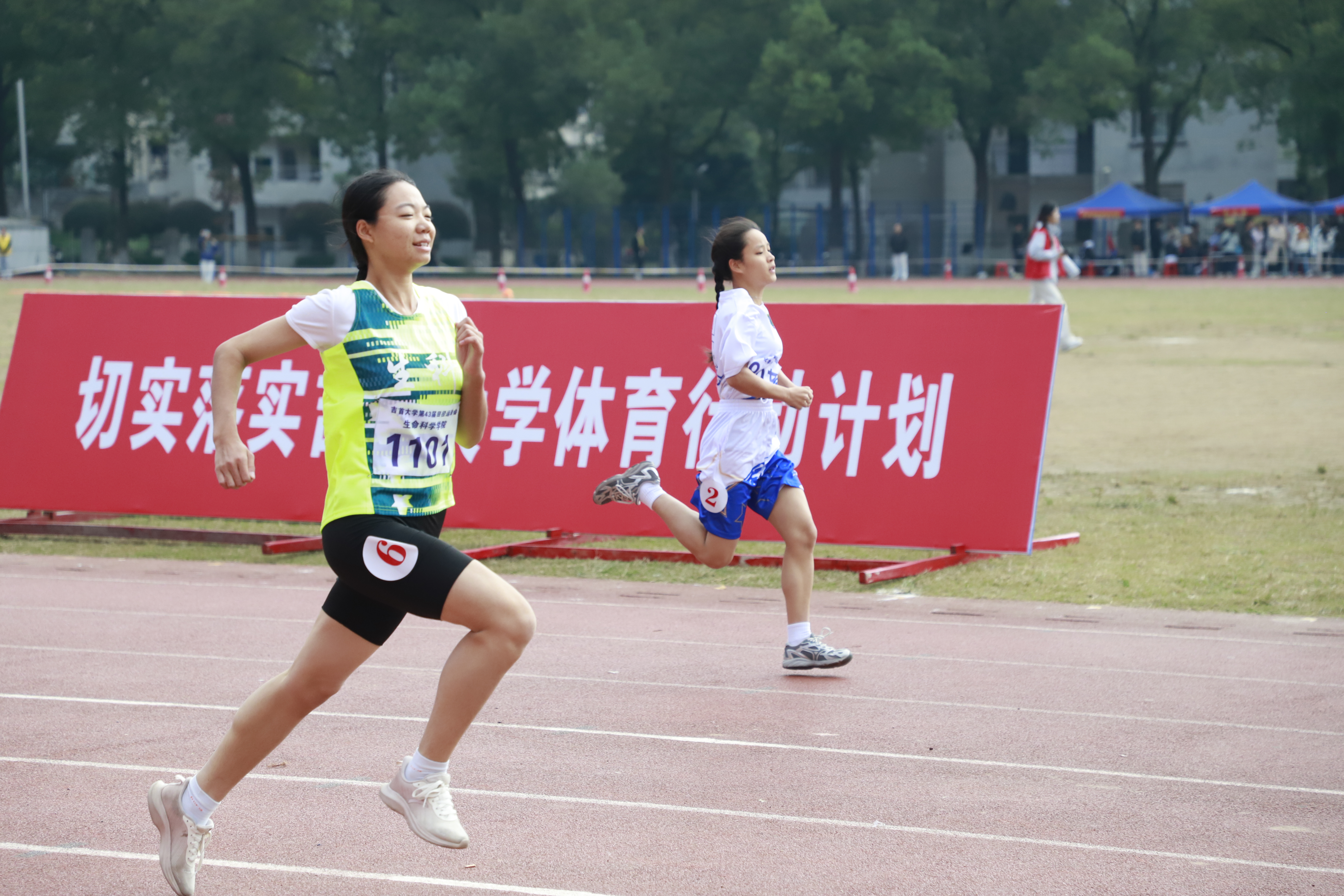 09女子100米 张雨蝶摄.jpg