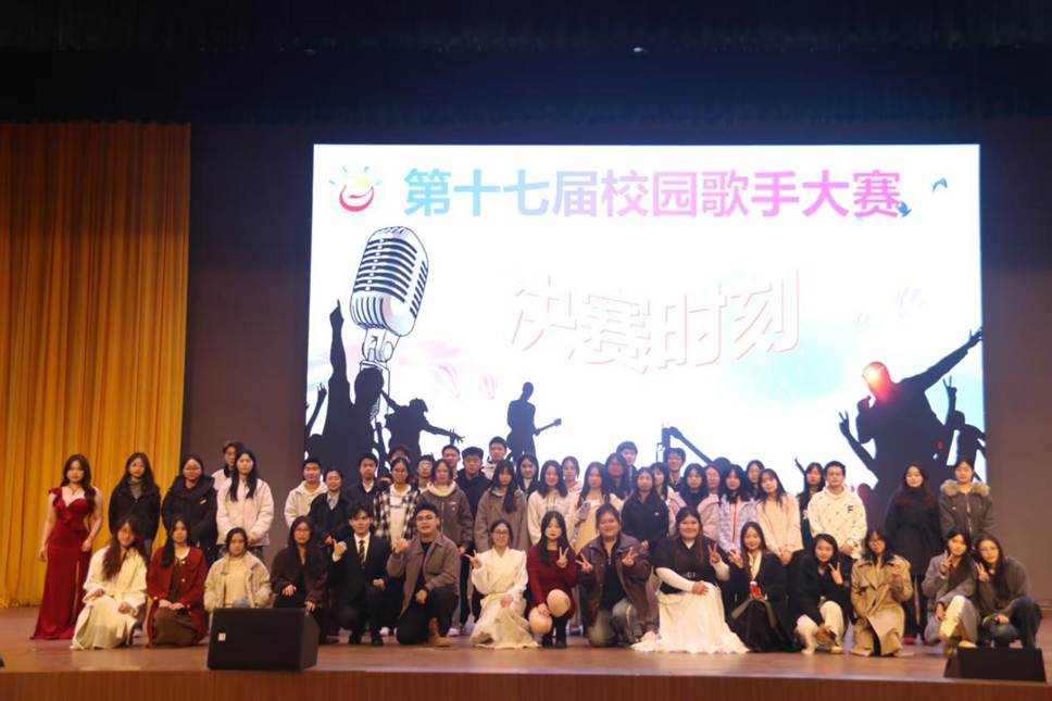 图为活动现场（1）