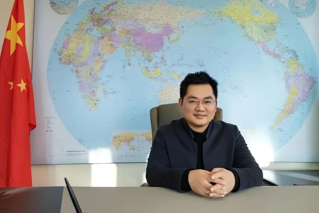 校友谈凯：战火中守护同胞，彰显侨界担当,36