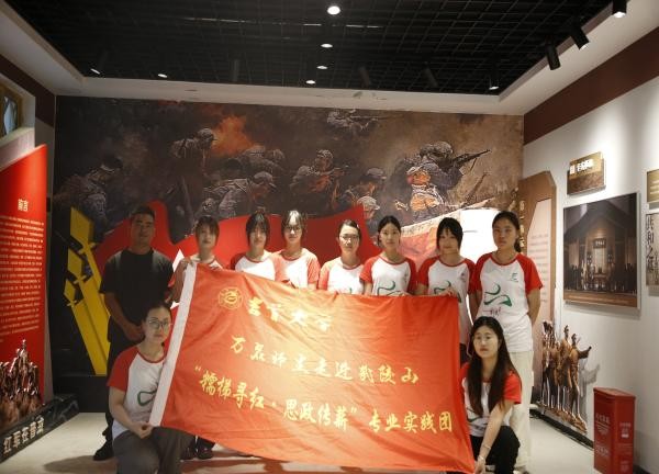 红色4.jpg